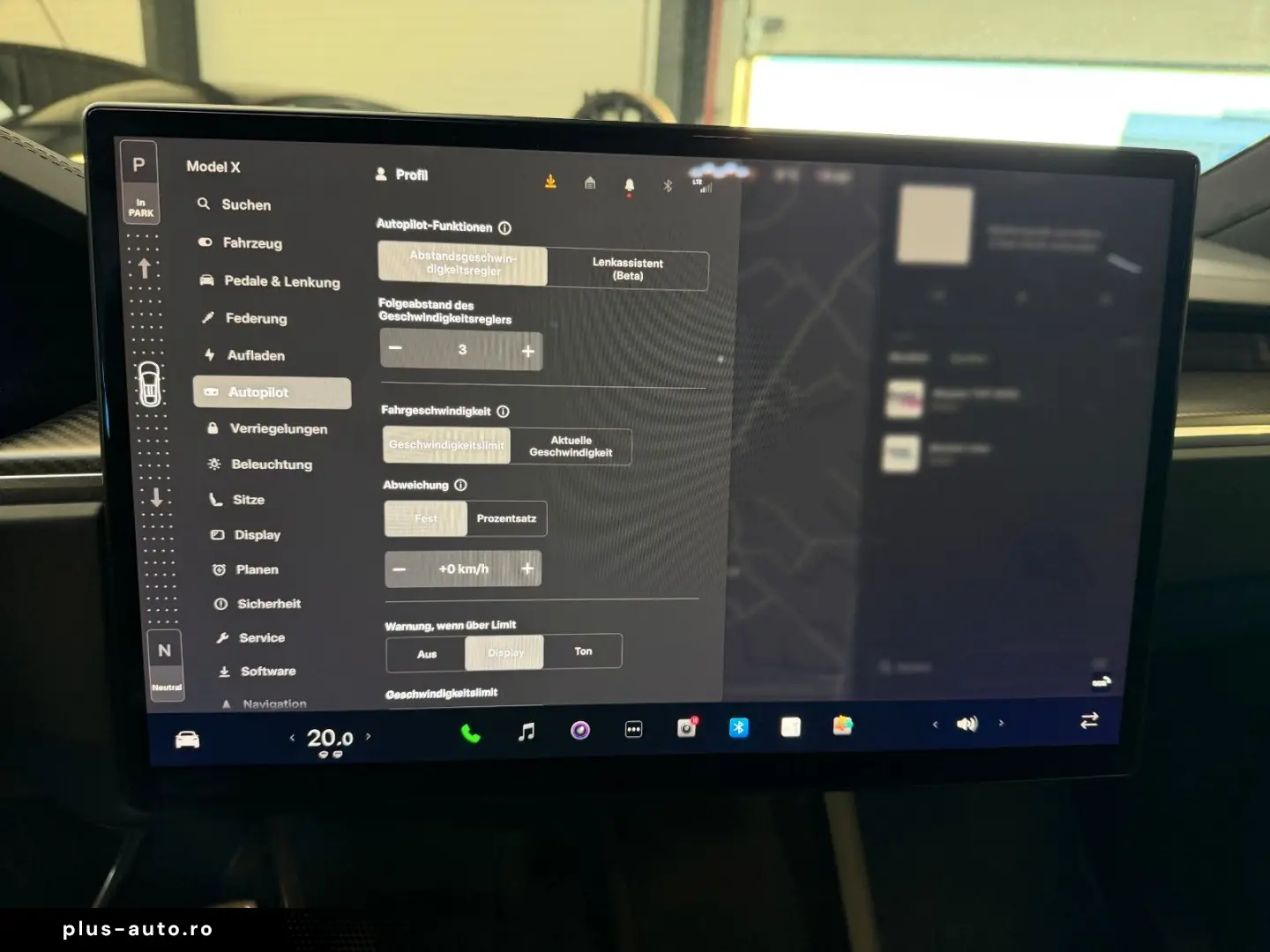 TESLA MODEL X PLAID   HARWARE 4   YOKE   6SEAT   22