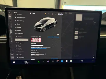 TESLA MODEL X PLAID   HARWARE 4   YOKE   6SEAT   22