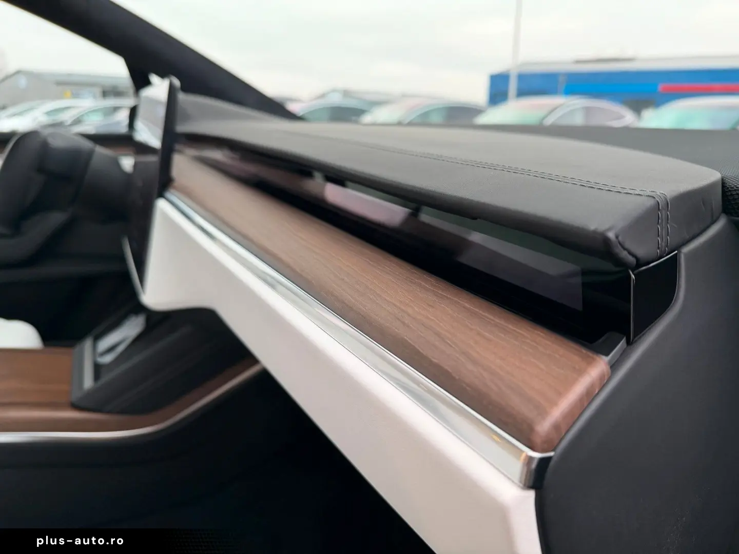 TESLA MODEL X PALLADIUM    HW 4 USS   AMD RYZEN