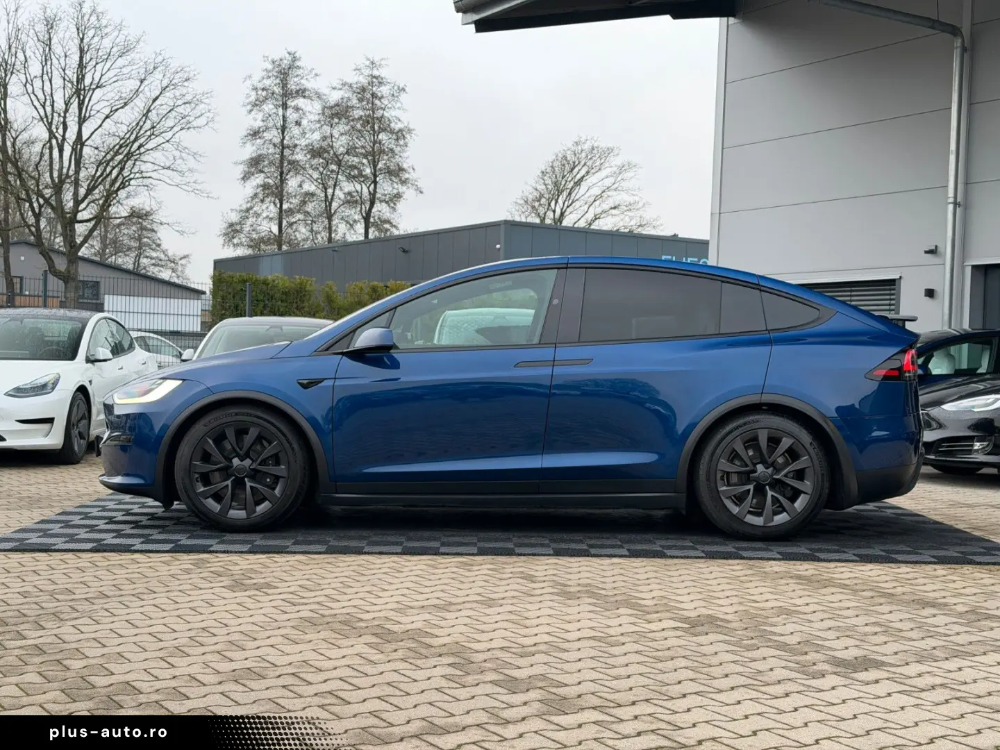 TESLA MODEL X PALLADIUM    HW 4 USS   AMD RYZEN