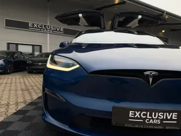 TESLA MODEL X PALLADIUM    HW 4 USS   AMD RYZEN