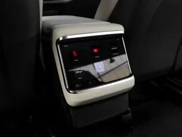 TESLA Model X PLAID 1020PS Tri-Motor AWD Premium 6Sitz