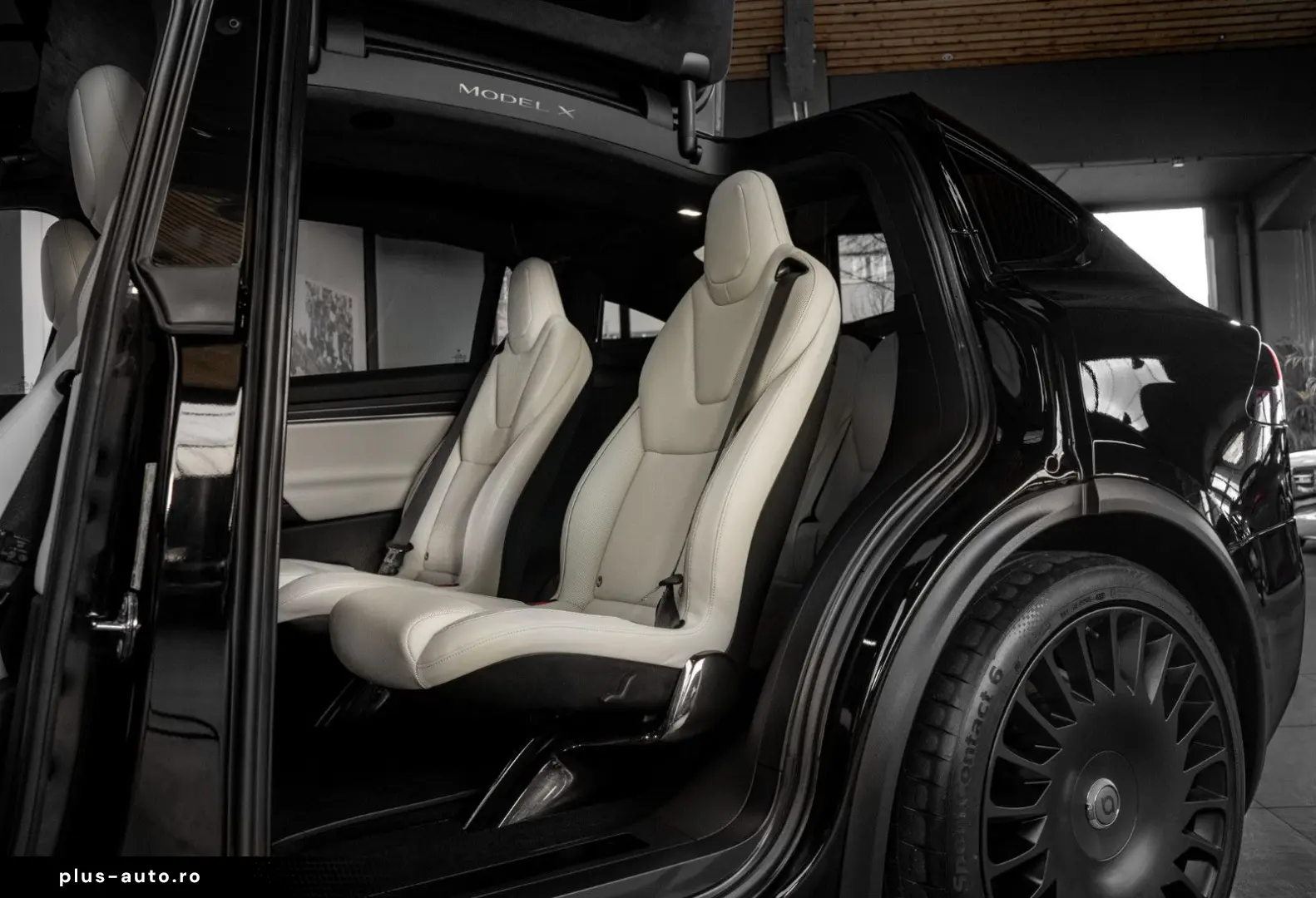 TESLA Model X PLAID 1020PS Tri-Motor AWD Premium 6Sitz