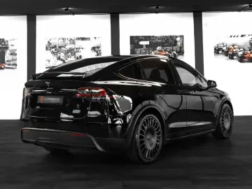 TESLA Model X PLAID 1020PS Tri-Motor AWD Premium 6Sitz