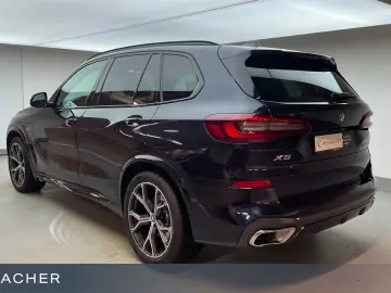 BMW X5 xDrive45e M-Sport Massage Ventilation