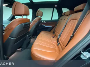 BMW X5 xDrive45e M-Sport Massage Ventilation