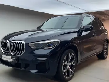 BMW X5 xDrive45e M-Sport Massage Ventilation