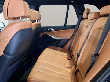 BMW X5 xDrive45e MSport Massage Ventilation DAProf