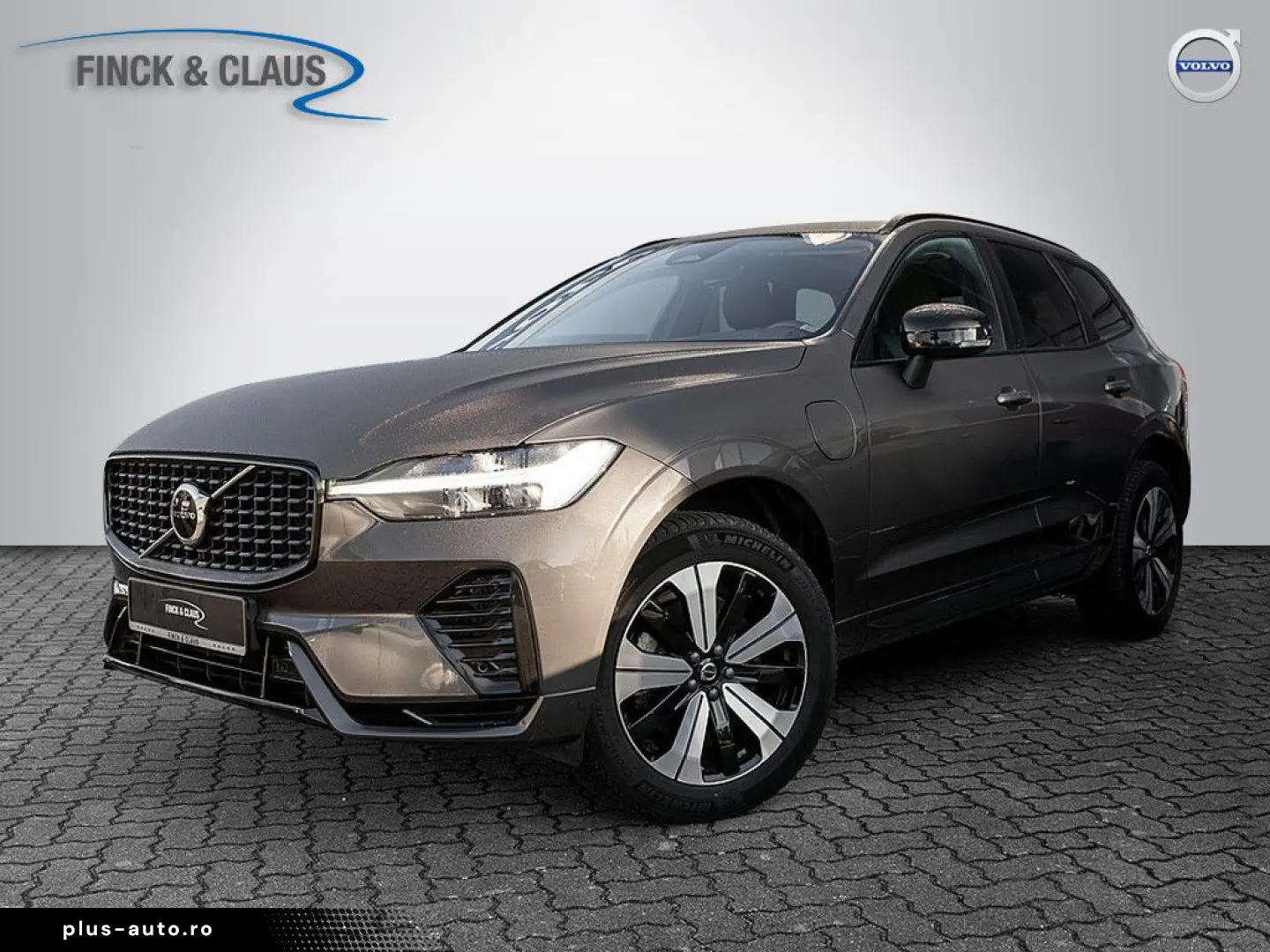 VOLVO XC60 T6 AWD Plus Dark