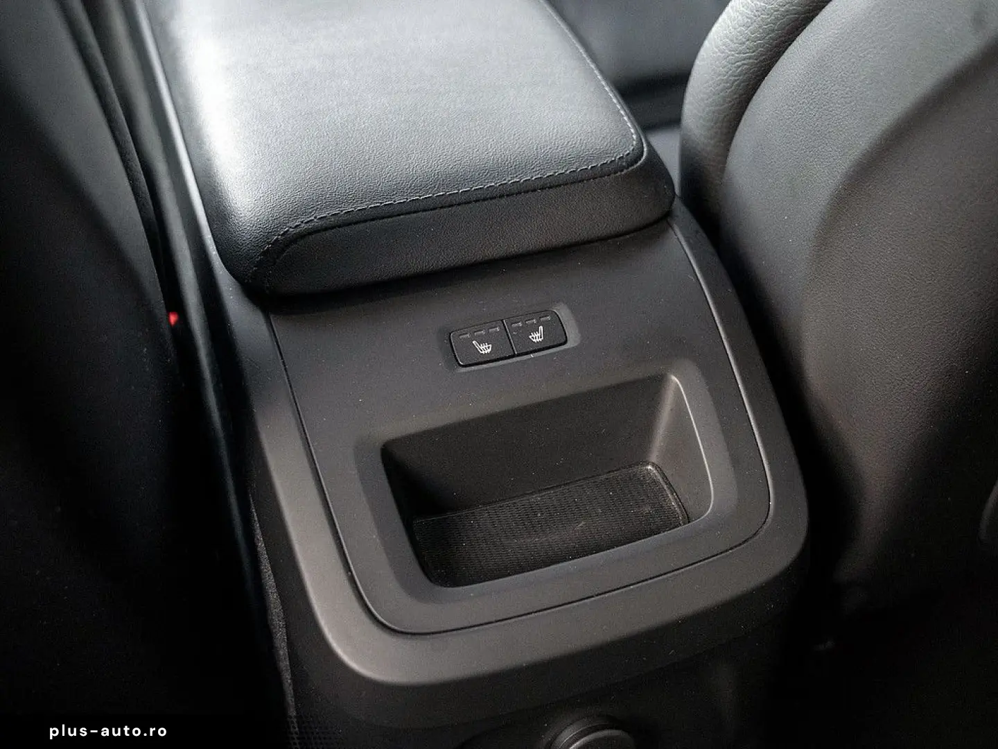 VOLVO XC60 T6 AWD Plus Dark