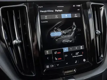 VOLVO XC60 T6 AWD Plus Dark