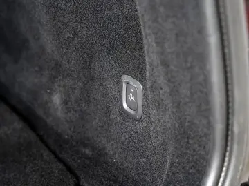 VOLVO XC60 T6 AWD Plus Dark