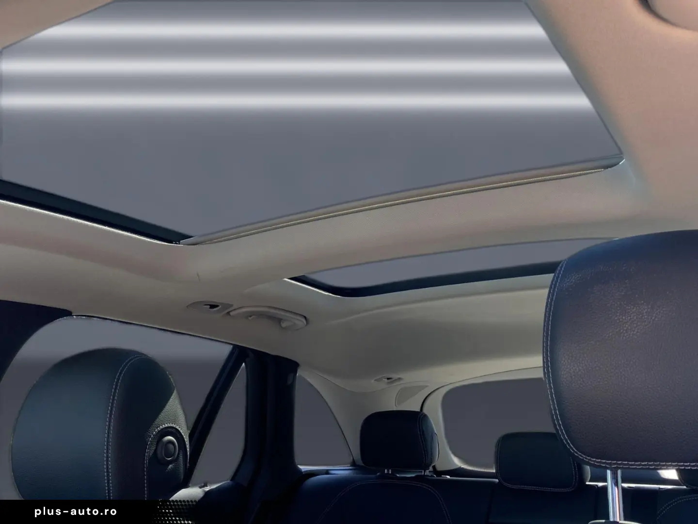 MERCEDES-BENZ GLC 300 e AMG 19 Pano Kamera AHK Sound Leder