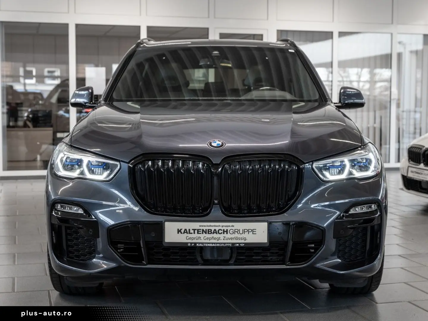 BMW X5 50i MSport Massage Ventil DisplayKey 360 22  Carbon