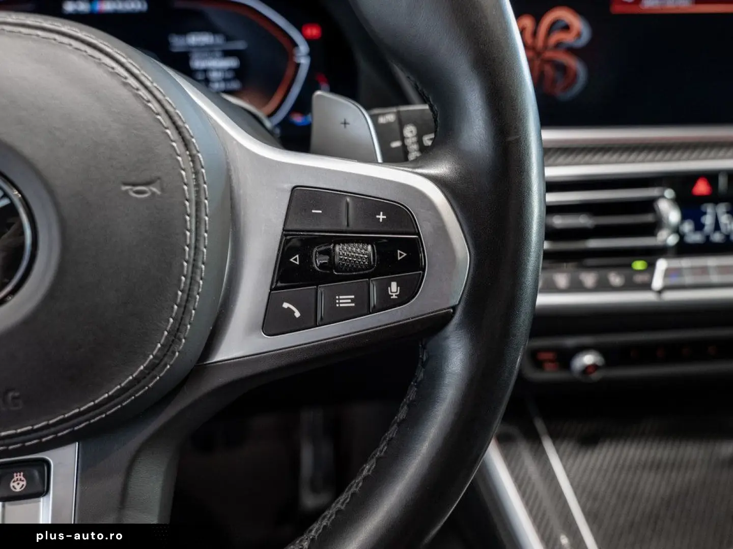 BMW X5 50i MSport Massage Ventil DisplayKey 360 22  Carbon