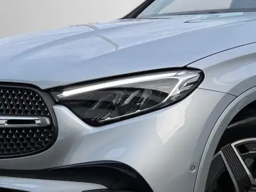MERCEDES-BENZ GLC 300 d 4M Coupé AMG Pano AHK Trittb&hellip;