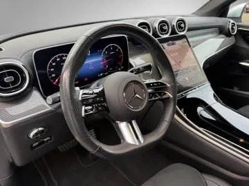 MERCEDES-BENZ GLC 300 d 4M Coupé AMG Pano AHK Trittb&hellip;