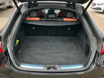 MERCEDES-BENZ GLC 300 4MATIC Coupe AMG Night Lenkrad&hellip;