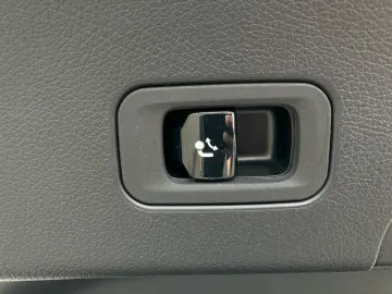 MERCEDES-BENZ GLC 300 4MATIC Coupe AMG Night Lenkrad&hellip;