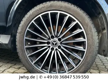 MERCEDES-BENZ GLC 300 d 4M AMG Distronic Kam Memory AHK 20