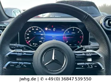 MERCEDES-BENZ GLC 300 d 4M AMG Distronic Kam Memory AHK 20