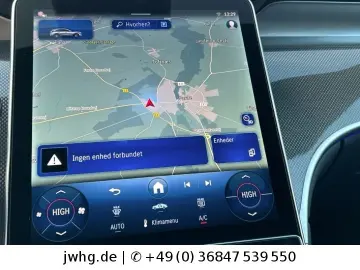 MERCEDES-BENZ GLC 300 d 4M AMG Distronic Kam Memory AHK 20