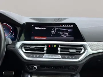 BMW M440i xDrive Gran Coupé Harman K Kamera Alarm