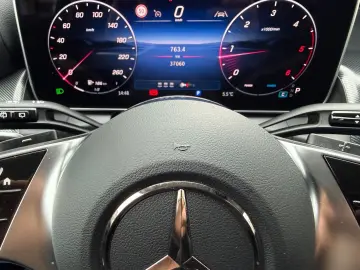 MERCEDES-BENZ GLC 220d 4Matic AUT~Ambie~Kam~ACC~AHK~Spur