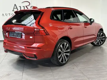 VOLVO XC60 T6 AWD R-Design NAV LED AHK 360  H&K PANO