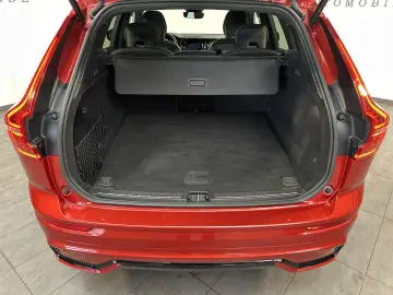 VOLVO XC60 T6 AWD R-Design NAV LED AHK 360  H&K PANO