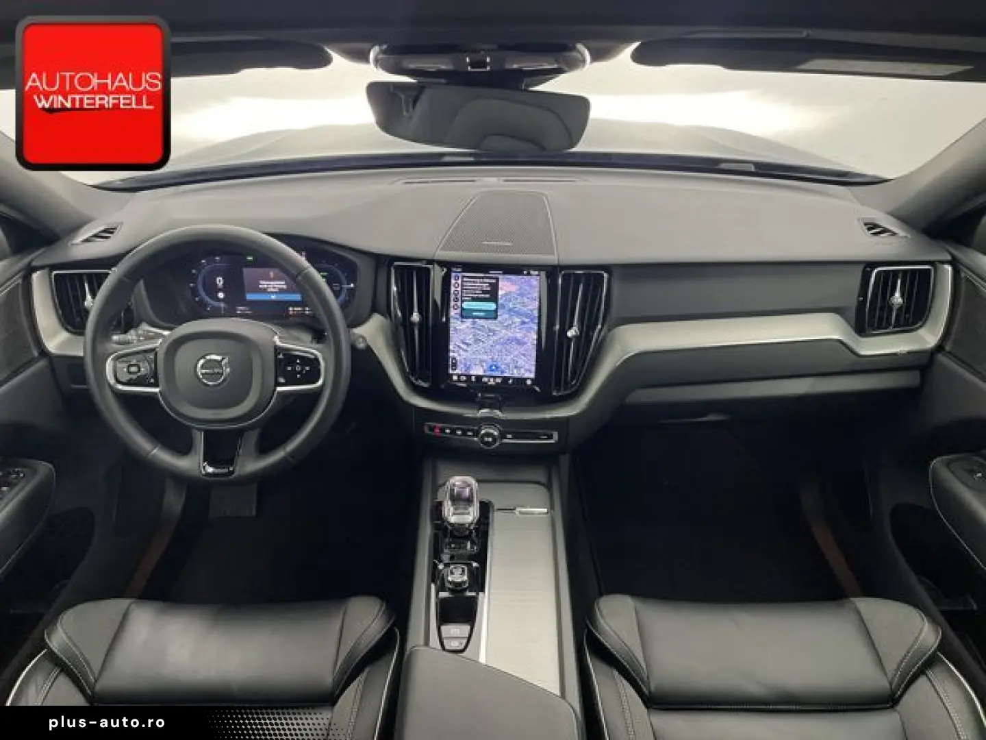 VOLVO XC60 T6 AWD PLUS DARK PANO MEMO 360 H K STANDHZG