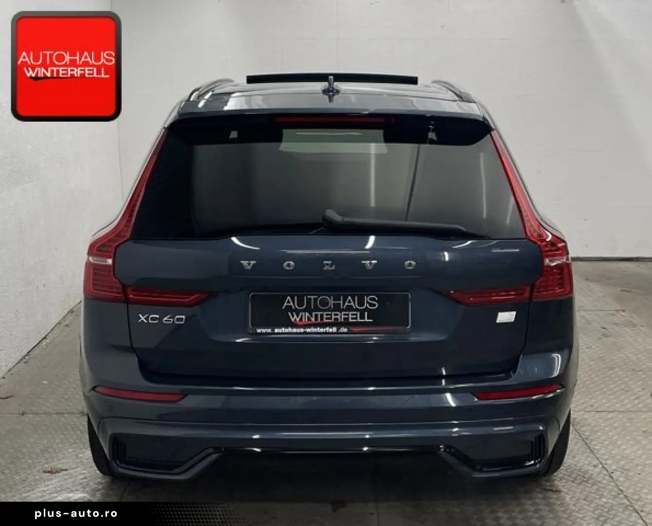 VOLVO XC60 T6 AWD PLUS DARK PANO MEMO 360 H K STANDHZG