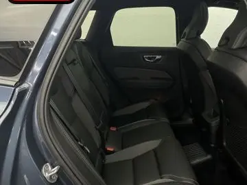 VOLVO XC60 T6 AWD PLUS DARK PANO MEMO 360 H K STANDHZG