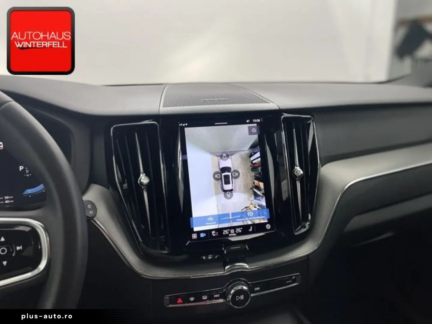 VOLVO XC60 T6 AWD PLUS DARK PANO MEMO 360 H K STANDHZG