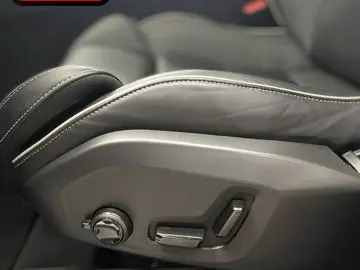 VOLVO XC60 T6 AWD PLUS DARK PANO MEMO 360 H K STANDHZG