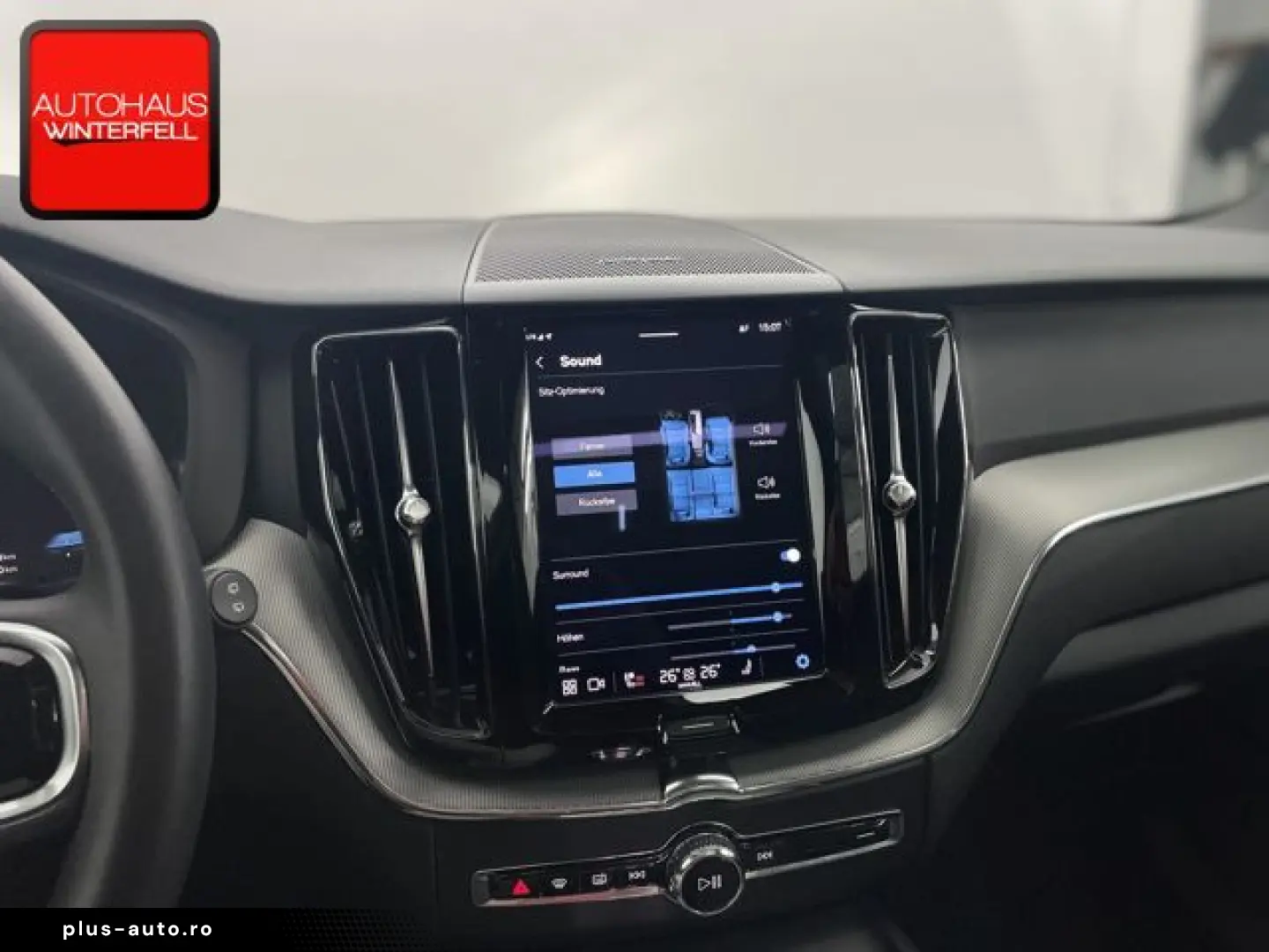 VOLVO XC60 T6 AWD PLUS DARK PANO MEMO 360 H K STANDHZG