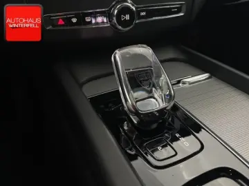 VOLVO XC60 T6 AWD PLUS DARK PANO MEMO 360 H K STANDHZG