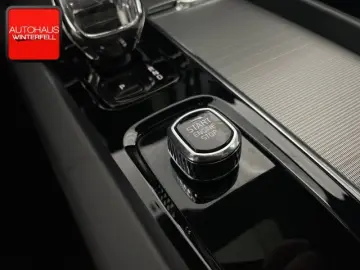 VOLVO XC60 T6 AWD PLUS DARK PANO MEMO 360 H K STANDHZG