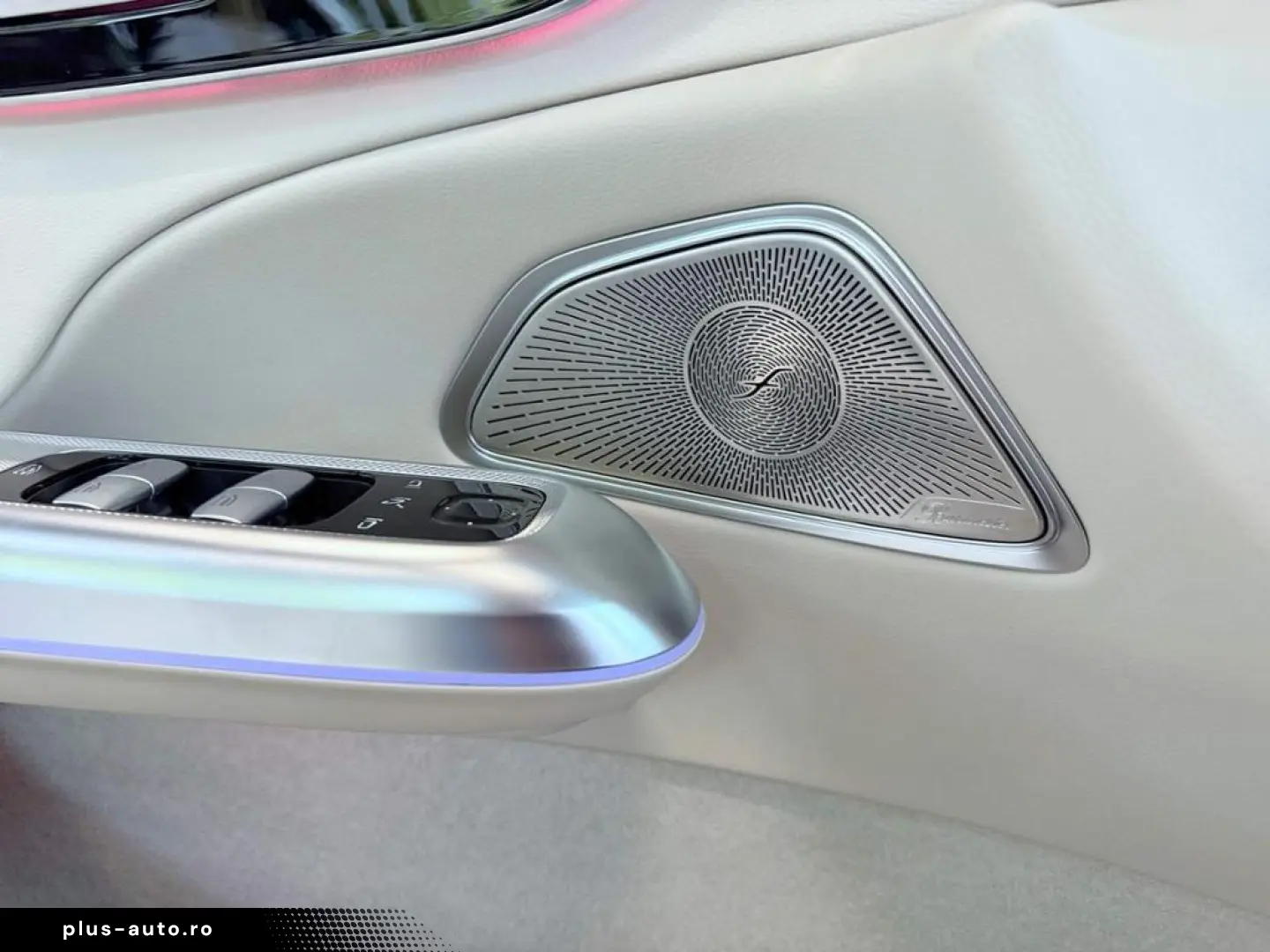 MERCEDES-BENZ E 300 de AVANTG.  Beige Int  AIRMATIC &hellip;