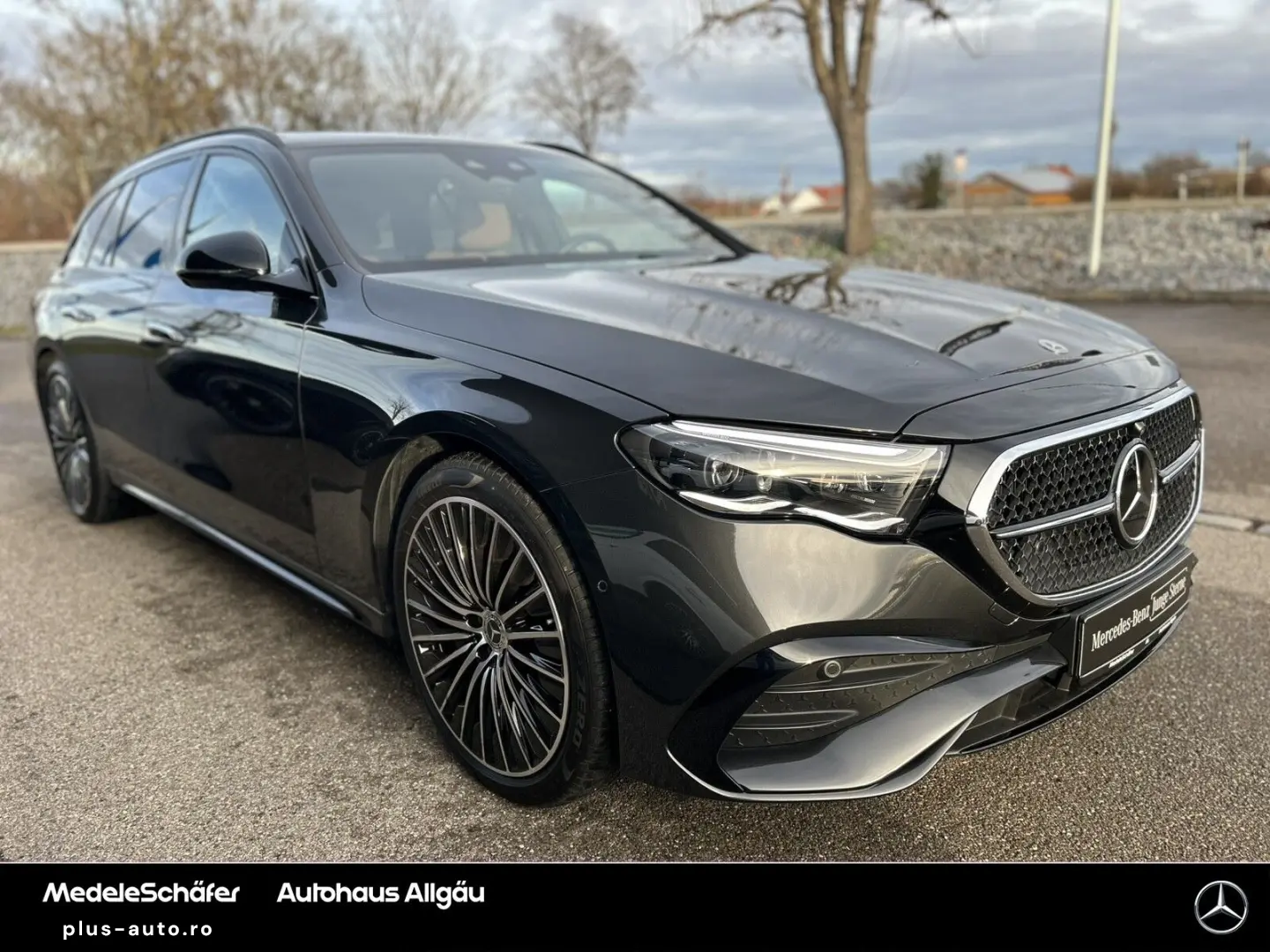 MERCEDES-BENZ E 450 d T 4M AMG Night Airmatic PanoSD AHK 360