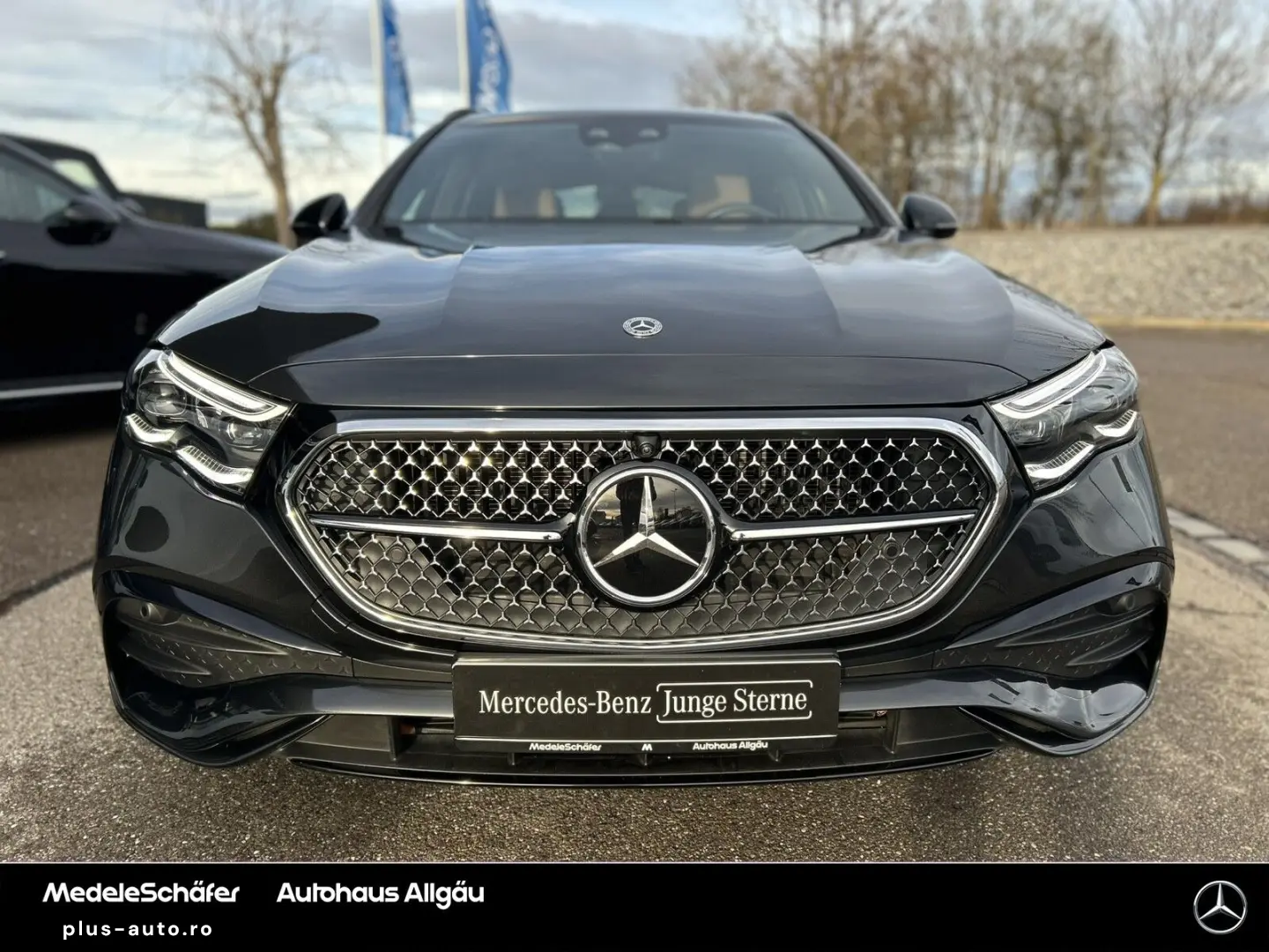 MERCEDES-BENZ E 450 d T 4M AMG Night Airmatic PanoSD AHK 360