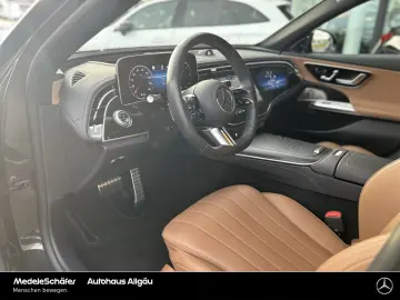 MERCEDES-BENZ E 450 d T 4M AMG Night Airmatic PanoSD AHK 360