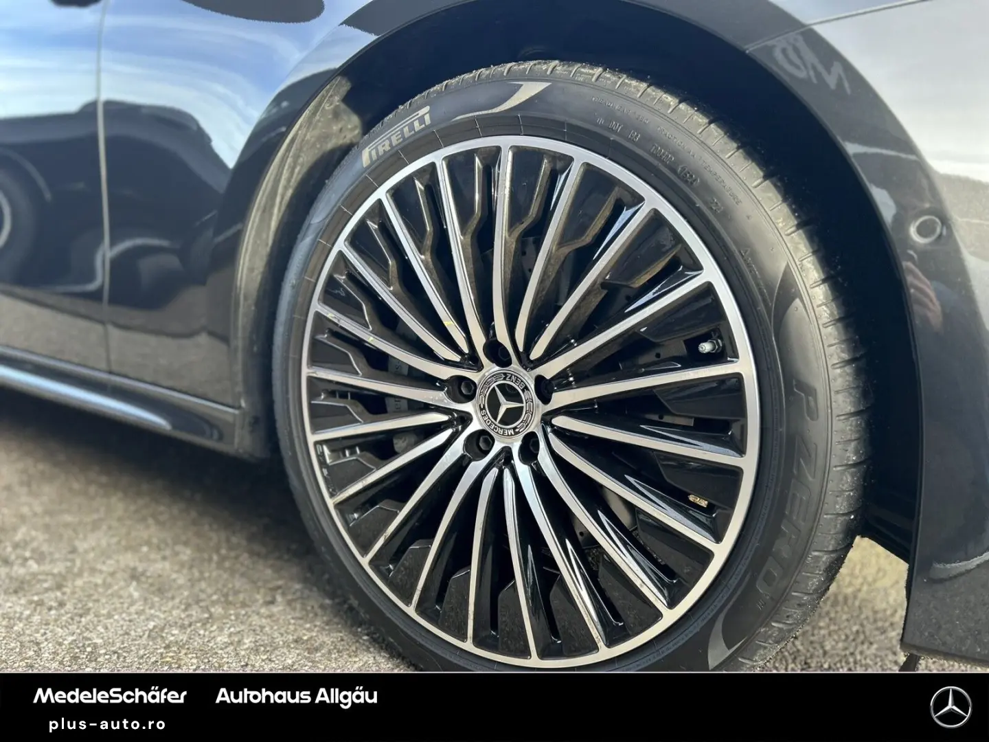 MERCEDES-BENZ E 450 d T 4M AMG Night Airmatic PanoSD AHK 360