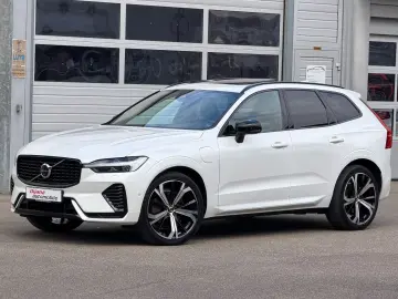 VOLVO XC60 T6 Hybrid Ultimate Dark 1Hd Unfallfrei TOP!