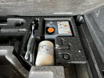 VOLVO XC60 T6 Plus Bright Recharge AWD Tailored Wool