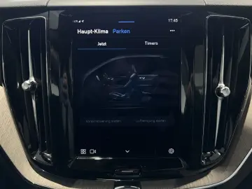 VOLVO XC60 T6 Plus Bright Recharge AWD Tailored Wool