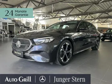 MERCEDES-BENZ E 220 T d Avantgarde Distronic Pano AHK 19Zoll