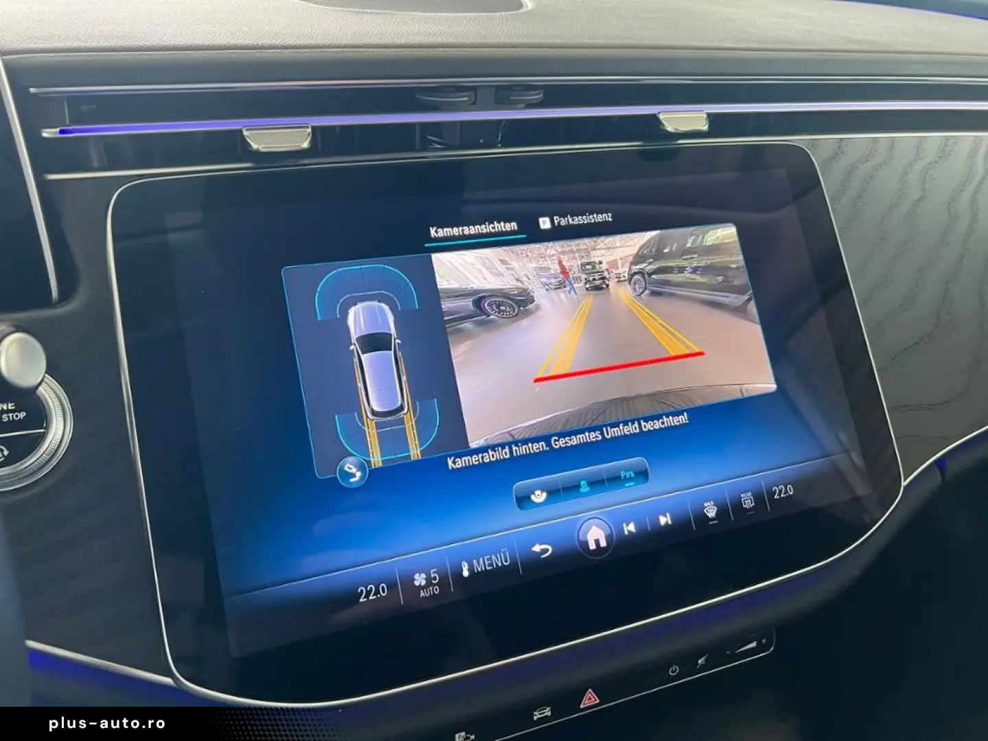 MERCEDES-BENZ E 220 T d Avantgarde Distronic Pano AHK 19Zoll