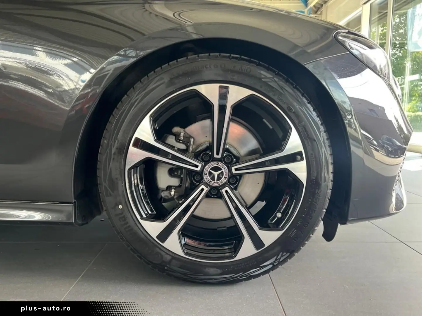 MERCEDES-BENZ E 220 T d Avantgarde Distronic Pano AHK 19Zoll