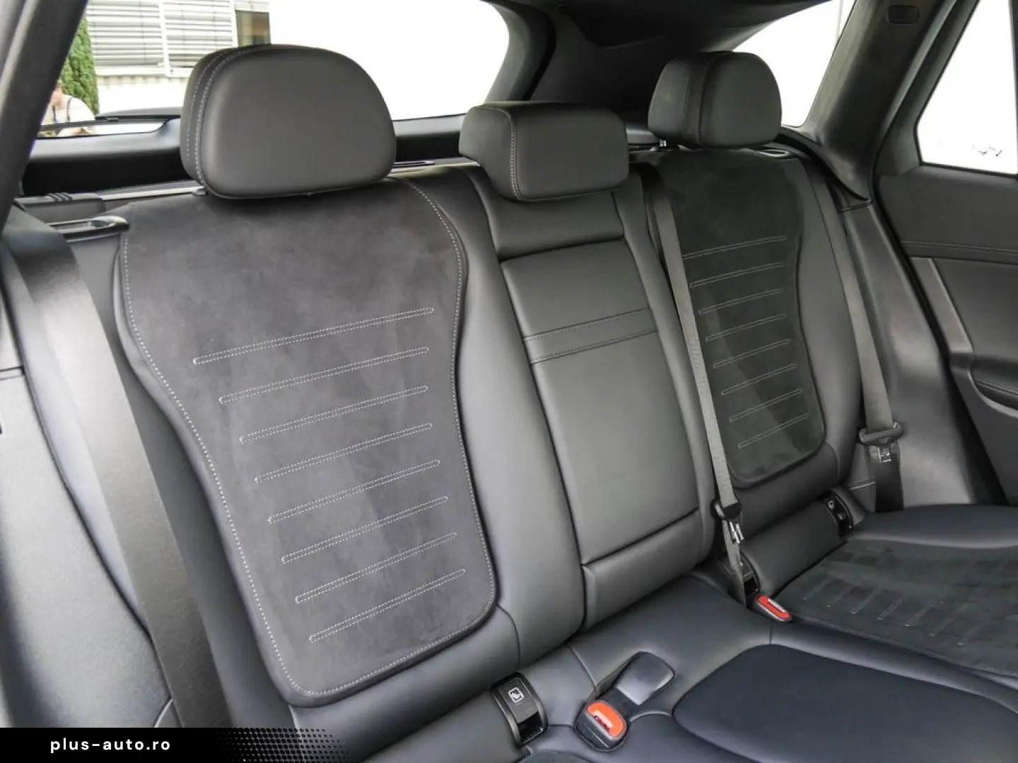 MERCEDES-BENZ GLC 200 4M AMG